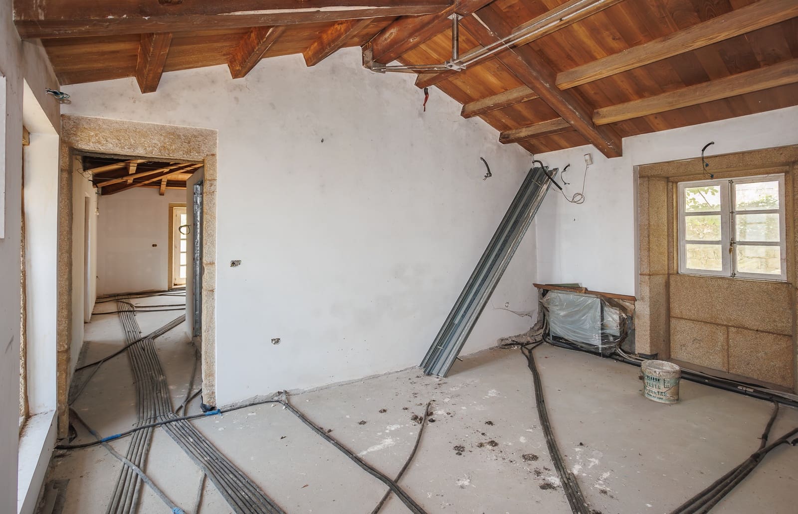 1 soveværelse Virksomhed til salg i Ponteceso med swimmingpool - € 700.000 (Ref: 9109566)