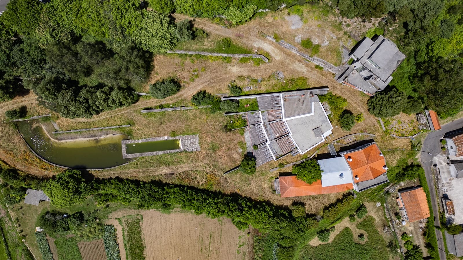 1 soveværelse Virksomhed til salg i Ponteceso med swimmingpool - € 700.000 (Ref: 9109566)