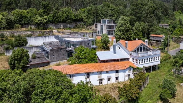 Negocio de 1 habitación en Ponteceso en venta con piscina - 650.000 € (Ref: 9109566)