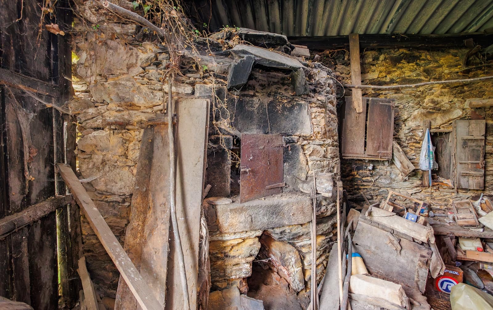 4 sypialnia Finka/Dom wiejski na sprzedaż w O Savinao - 90 000 € (Ref: 9115261)