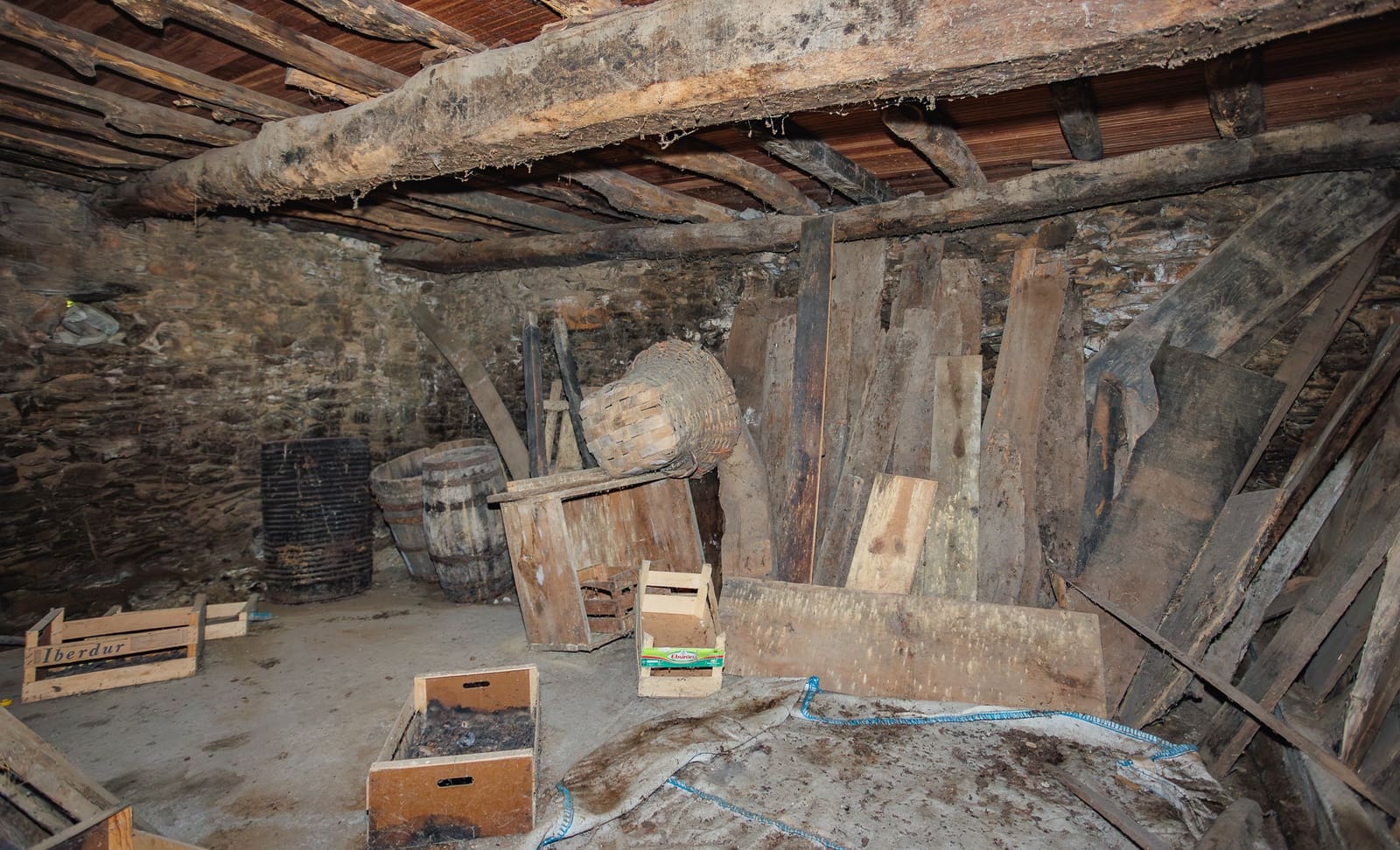Finca/Casa Rural de 4 habitaciones en O Saviñao en venta - 90.000 € (Ref: 9115261)