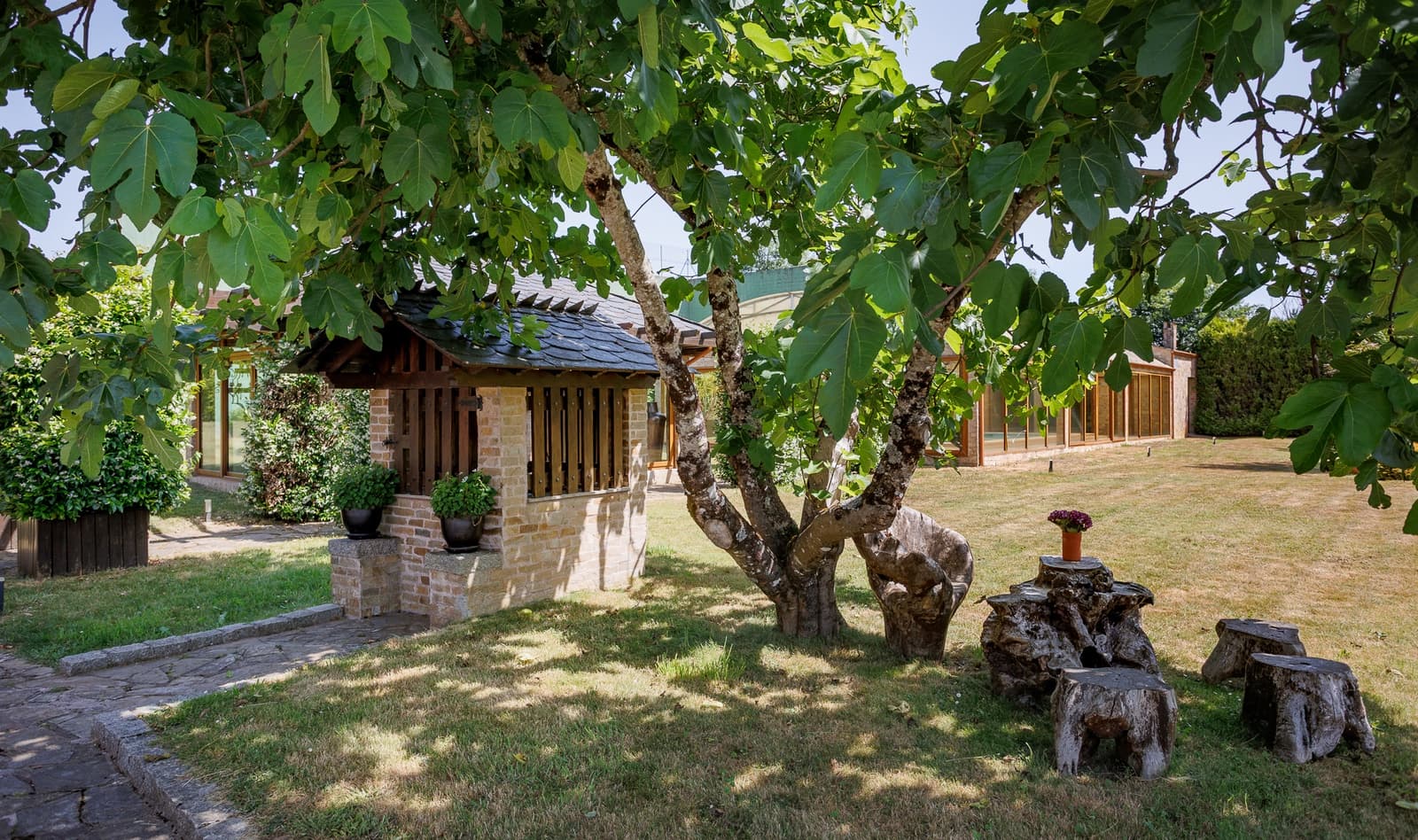 3 quarto Quinta/Casa Rural para venda em Cospeito com piscina - 675 000 € (Ref: 9131694)