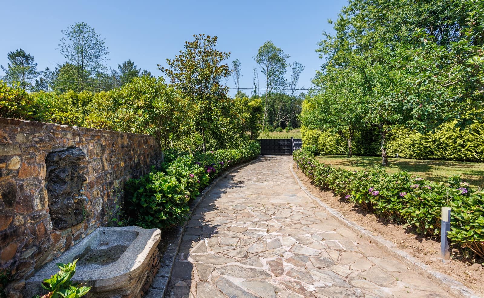 3 soverom Finca/Herregård til salgs i Cospeito med svømmebasseng - € 675 000 (Ref: 9131694)