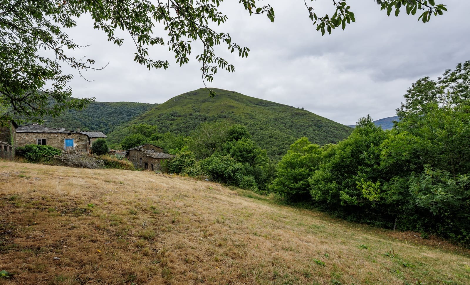 5 quarto Moradia para venda em Folgoso do Courel - 175 000 € (Ref: 9185979)