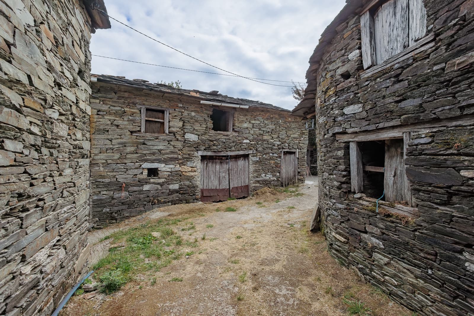 5 quarto Moradia para venda em Folgoso do Courel - 175 000 € (Ref: 9185979)