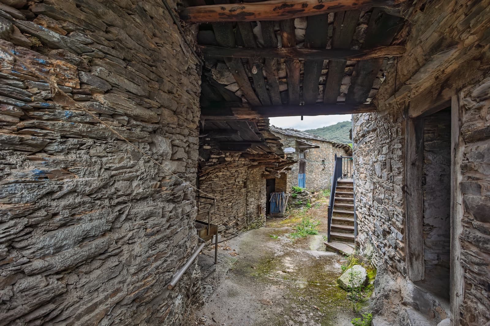 5 quarto Moradia para venda em Folgoso do Courel - 175 000 € (Ref: 9185979)