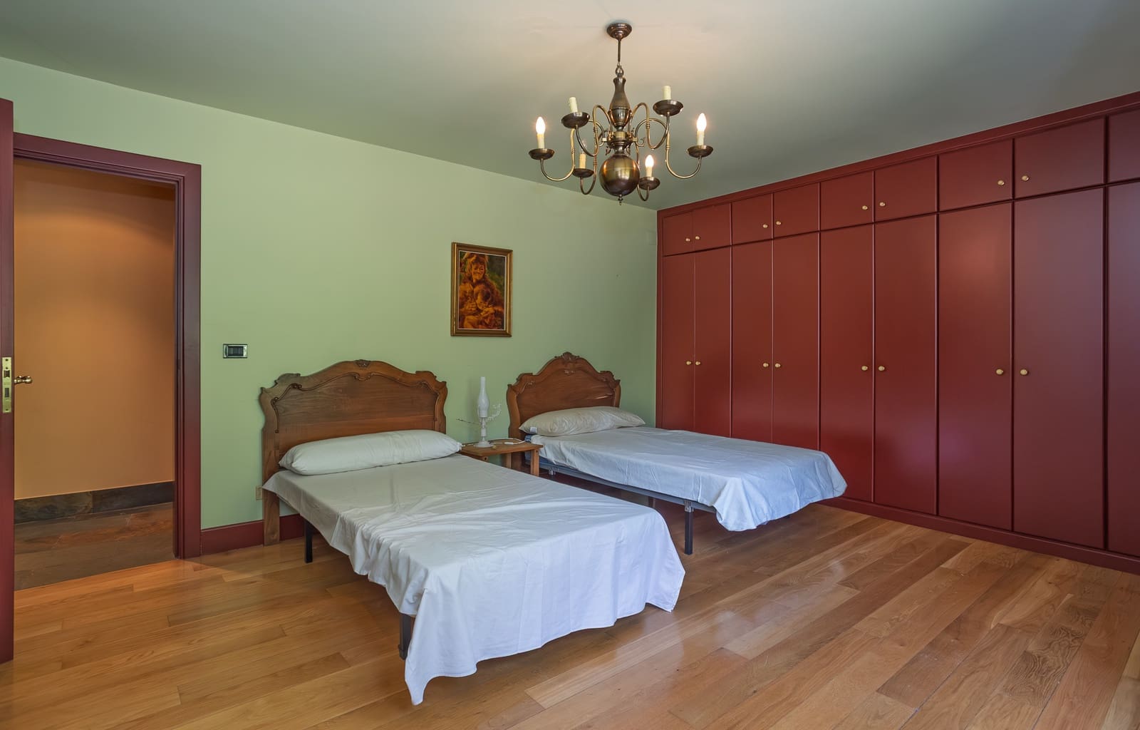 5 soveværelse Finca/Landehus til salg i Ourense by med swimmingpool - € 890.000 (Ref: 9189696)