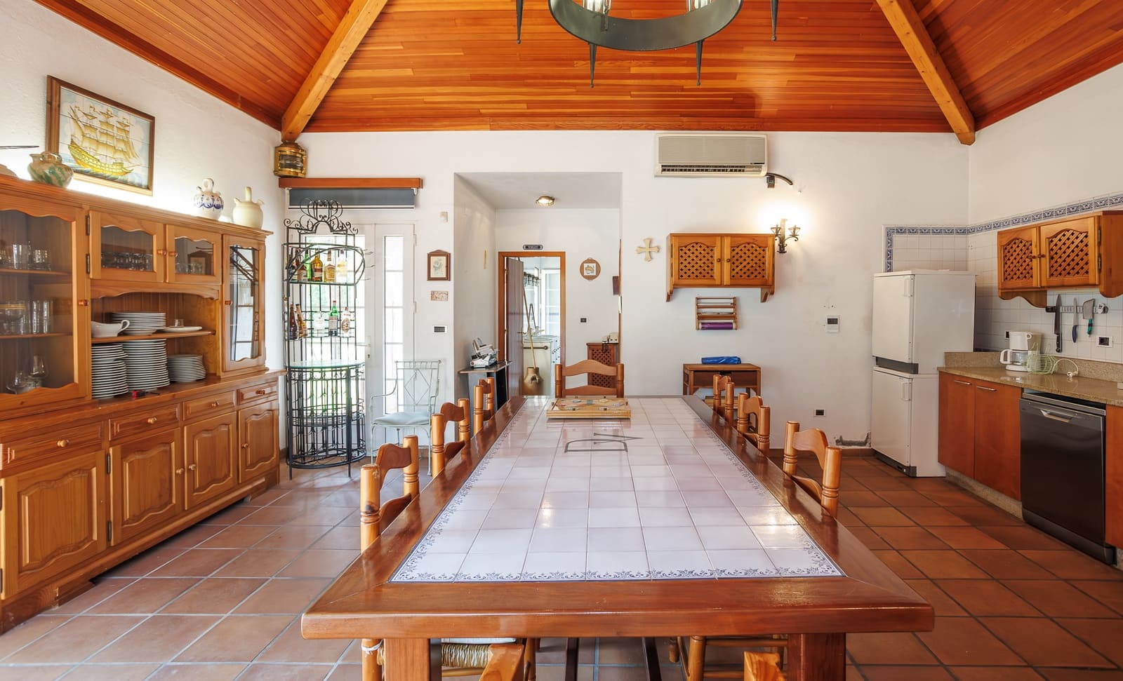 5 soveværelse Finca/Landehus til salg i Ourense by med swimmingpool - € 890.000 (Ref: 9189696)