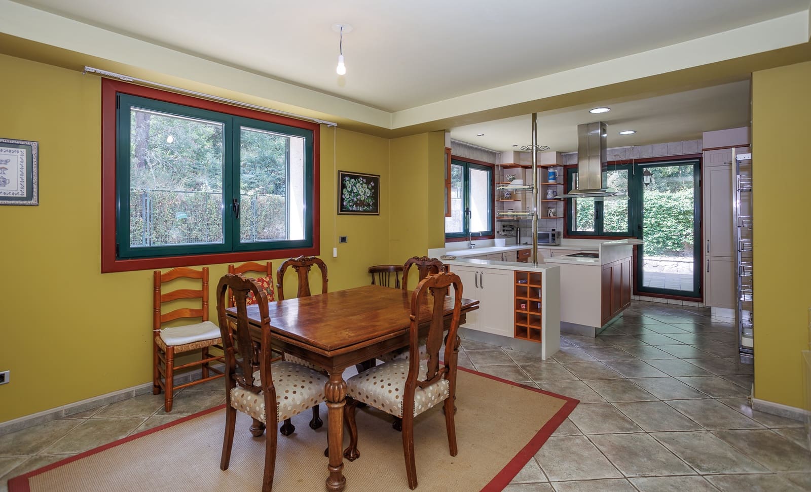 5 soveværelse Finca/Landehus til salg i Ourense by med swimmingpool - € 890.000 (Ref: 9189696)