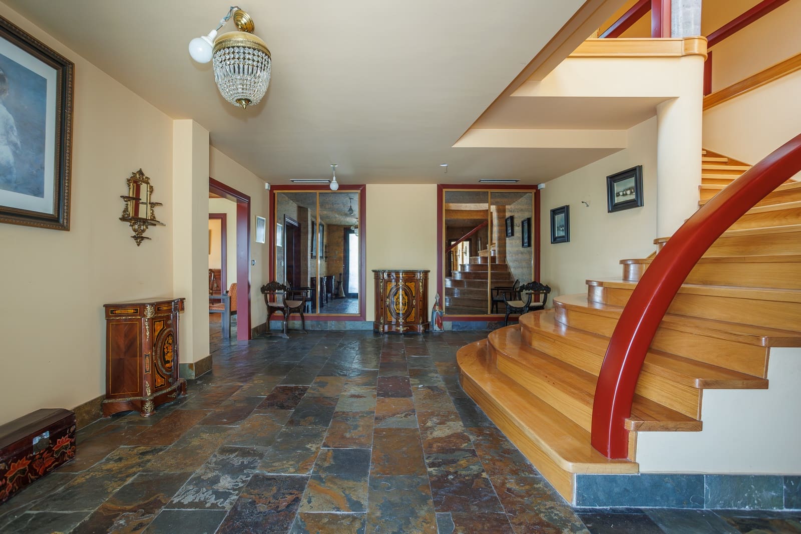 5 soveværelse Finca/Landehus til salg i Ourense by med swimmingpool - € 890.000 (Ref: 9189696)