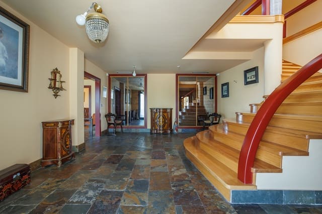 5 makuuhuone Maalaistalo myytävänä paikassa Ourense kaupunki mukana uima-altaan - 890 000 € (Ref: 9189696)