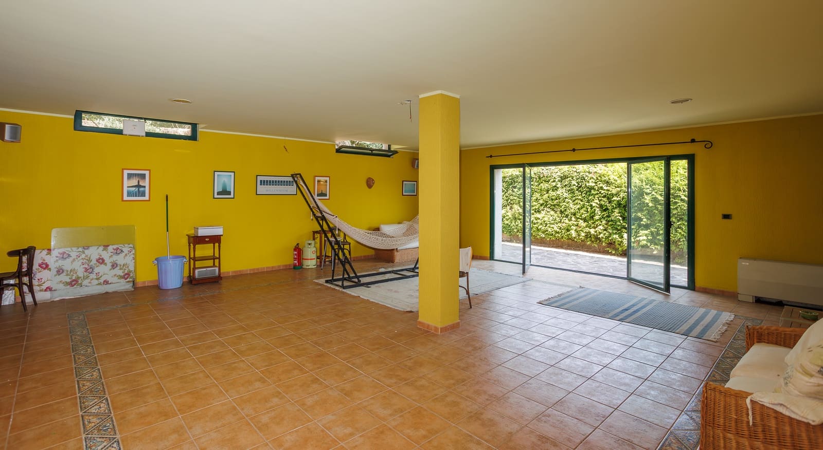 5 soveværelse Finca/Landehus til salg i Ourense by med swimmingpool - € 890.000 (Ref: 9189696)