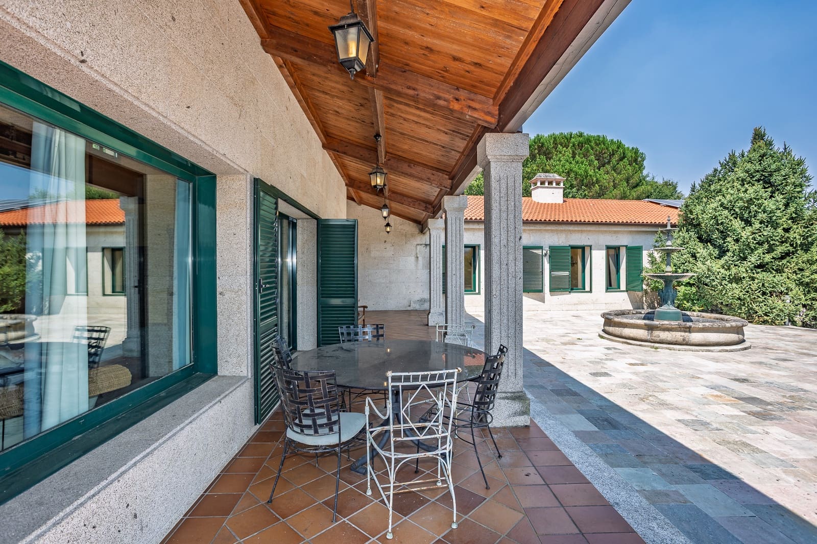 5 soveværelse Finca/Landehus til salg i Ourense by med swimmingpool - € 890.000 (Ref: 9189696)