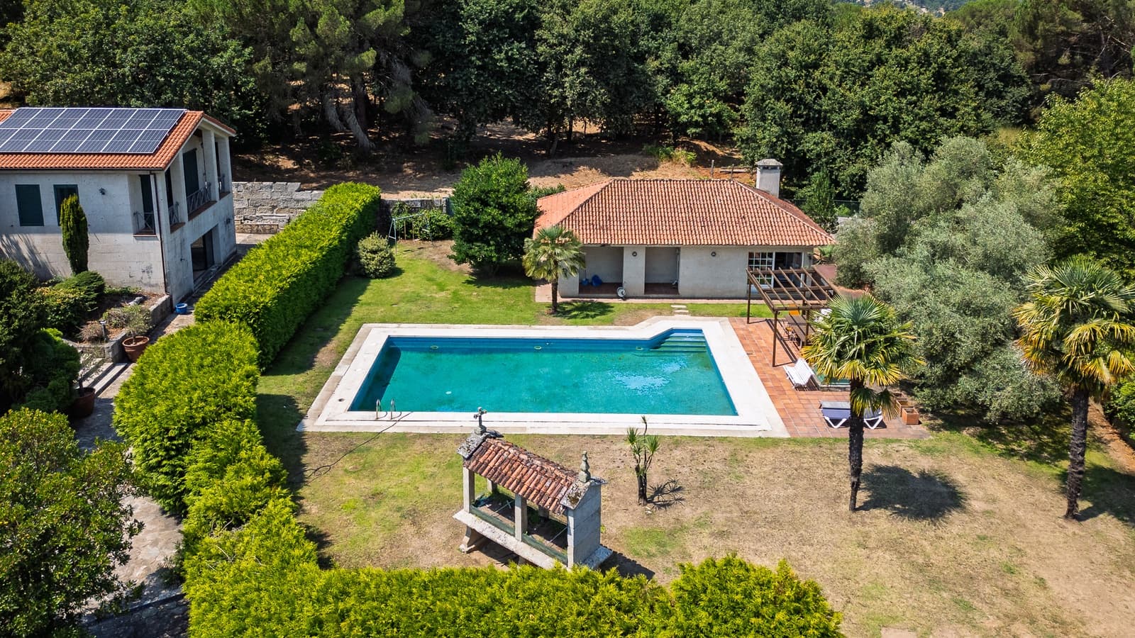 5 soveværelse Finca/Landehus til salg i Ourense by med swimmingpool - € 890.000 (Ref: 9189696)