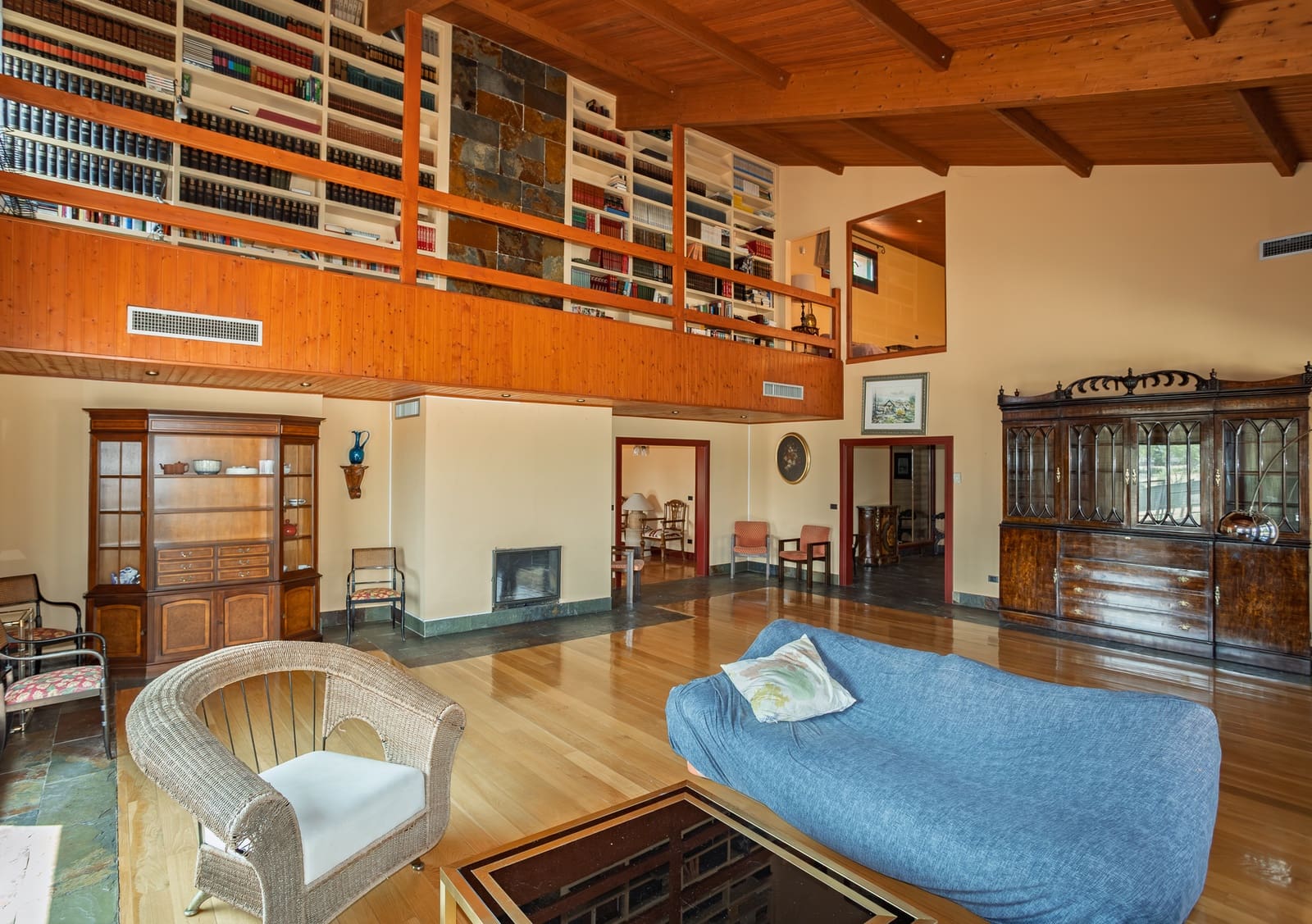 5 soveværelse Finca/Landehus til salg i Ourense by med swimmingpool - € 890.000 (Ref: 9189696)