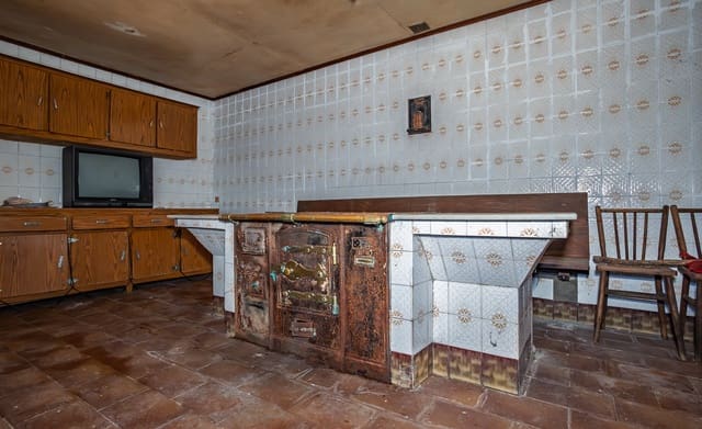 4 quarto Quinta/Casa Rural para venda em Outeiro de Rei - 69 000 € (Ref: 9190250)