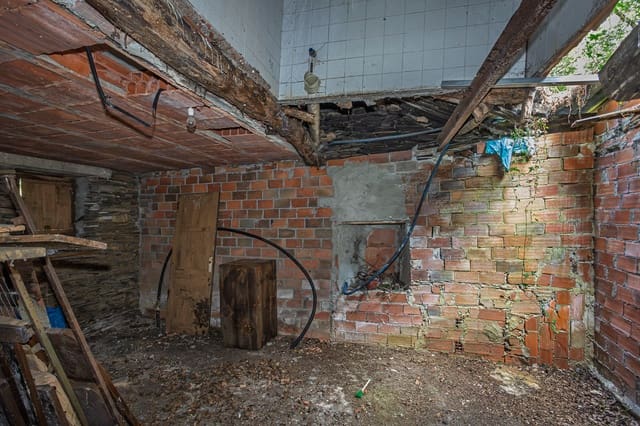 4 quarto Quinta/Casa Rural para venda em Outeiro de Rei - 69 000 € (Ref: 9190250)