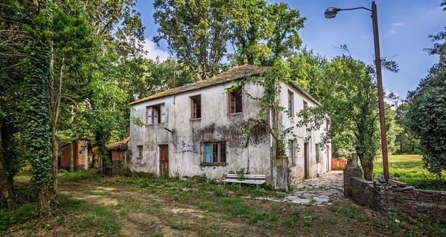 4 quarto Quinta/Casa Rural para venda em Outeiro de Rei - 69 000 € (Ref: 9190250)