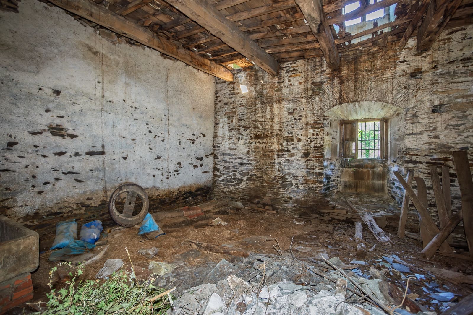 5 soveværelse Finca/Landehus til salg i Castroverde - € 350.000 (Ref: 9191735)