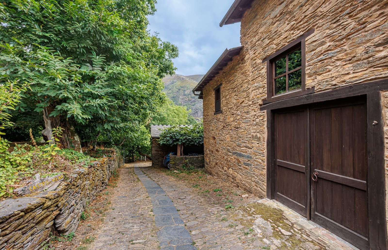 10 soveværelse Virksomhed til salg i Folgoso do Courel - € 650.000 (Ref: 9220267)