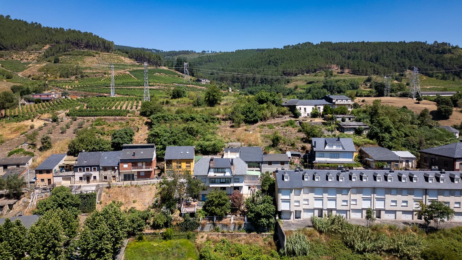 7 sovrum Finca/Hus på landet till salu i Vilamartin de Valdeorras - 165 000 € (Ref: 9263299)