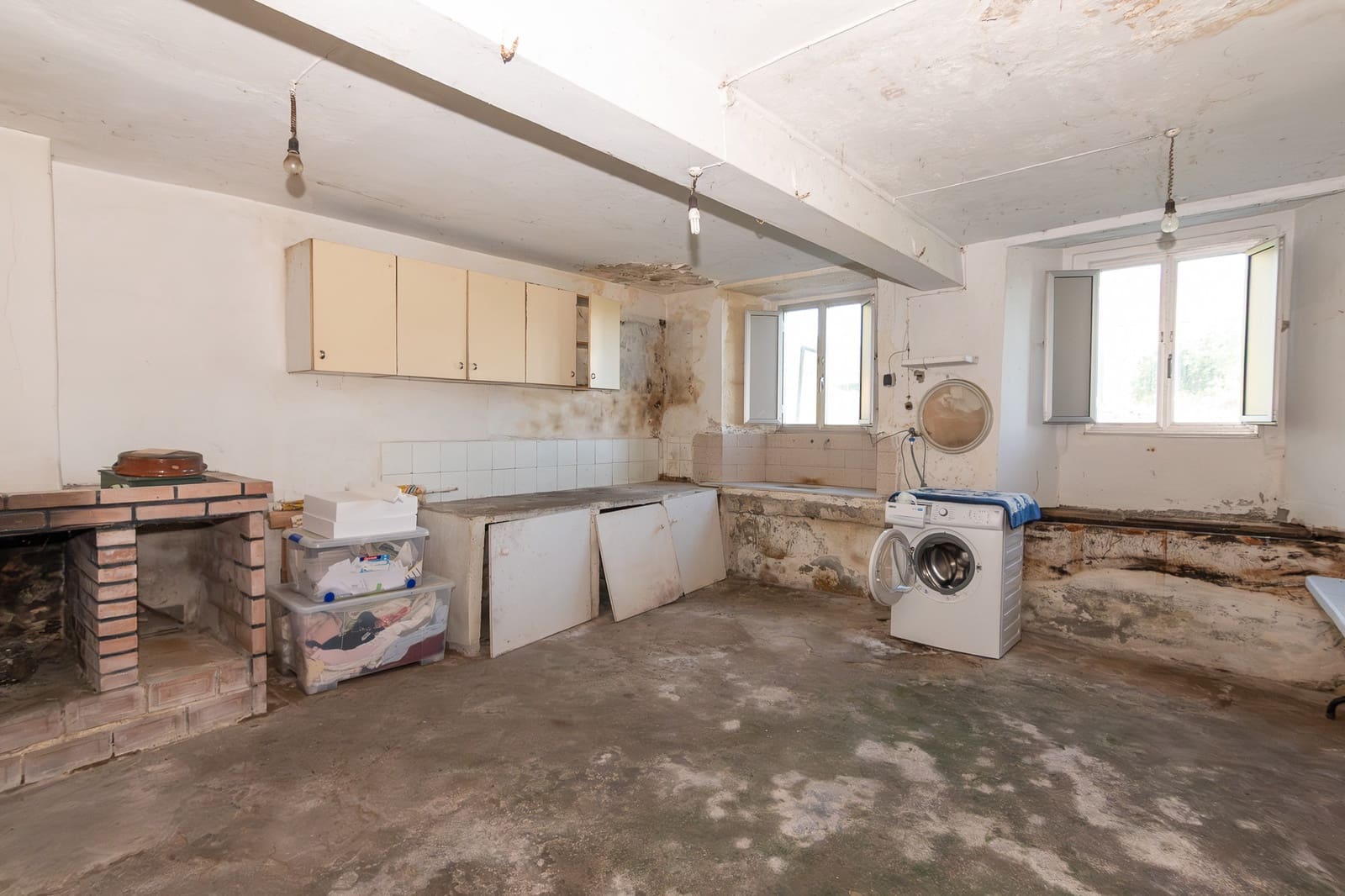 3 slaapkamer Finca/Landhuis te koop in Monfero - € 180.000 (Ref: 9274101)