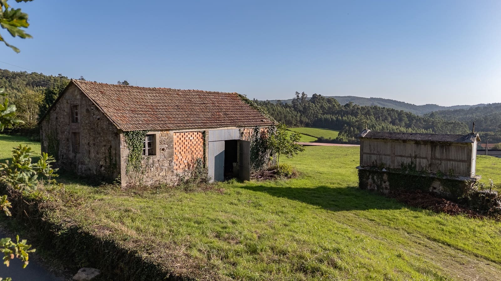 3 bedroom Finca/Country House for sale in Monfero - € 155,000 (Ref: 9274101)