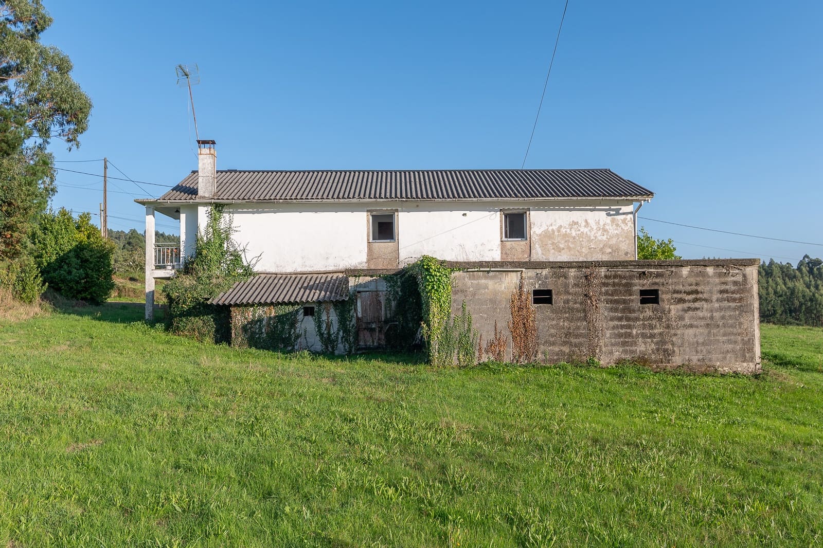 3 bedroom Finca/Country House for sale in Monfero - € 155,000 (Ref: 9274101)
