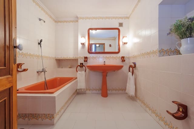 7 sypialnia Finka/Dom wiejski na sprzedaż w Lalín z garażem - 385 000 € (Ref: 9306406)