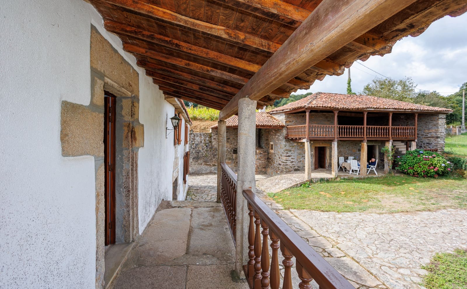 7 slaapkamer Finca/Landhuis te koop in Lalin met garage - € 385.000 (Ref: 9306406)