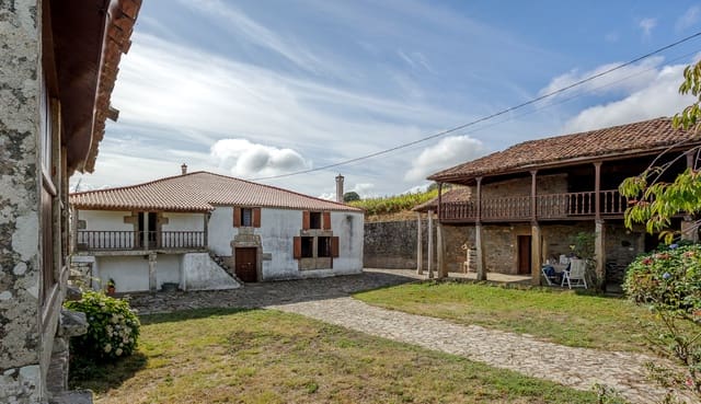 7 sypialnia Finka/Dom wiejski na sprzedaż w Lalín z garażem - 385 000 € (Ref: 9306406)