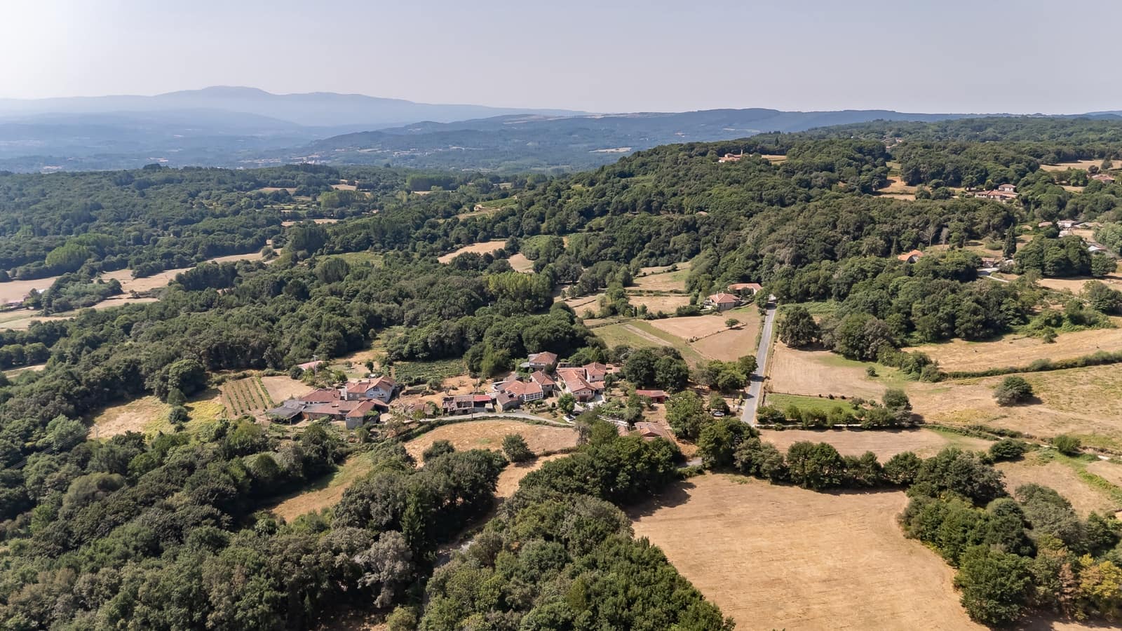 4 makuuhuone Maalaistalo myytävänä paikassa Panton - 210 000 € (Ref: 9308730)