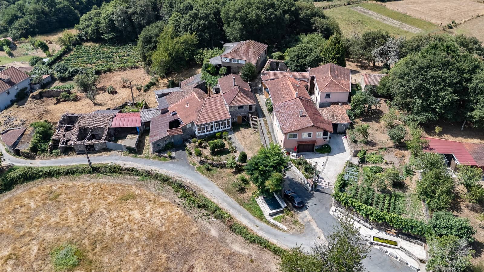 4 makuuhuone Maalaistalo myytävänä paikassa Panton - 210 000 € (Ref: 9308730)