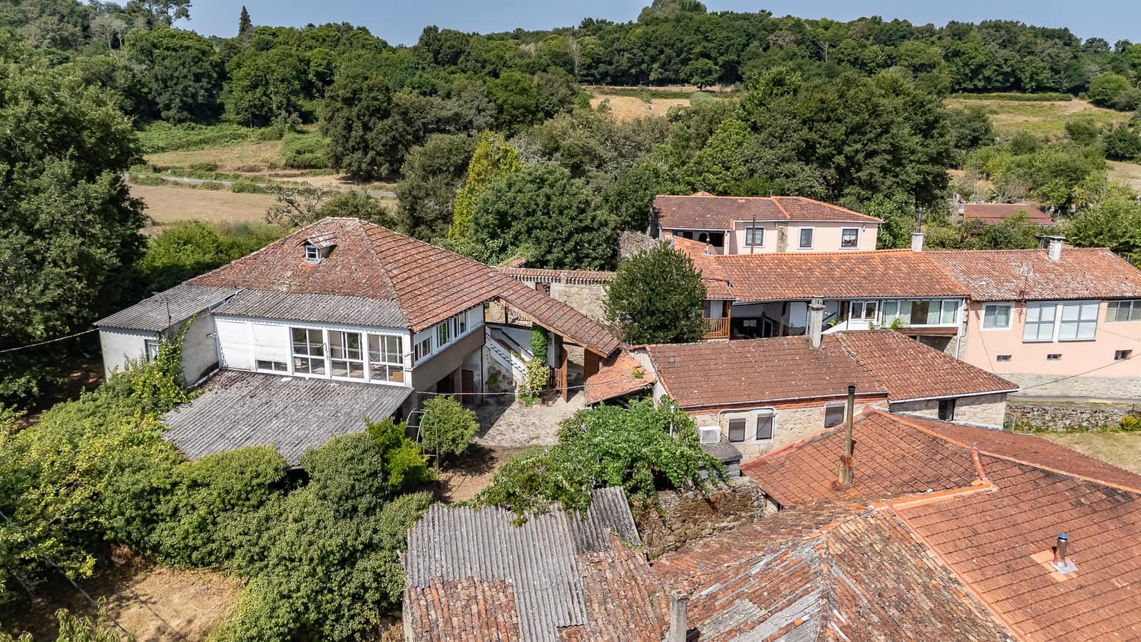 4 makuuhuone Maalaistalo myytävänä paikassa Panton - 210 000 € (Ref: 9308730)