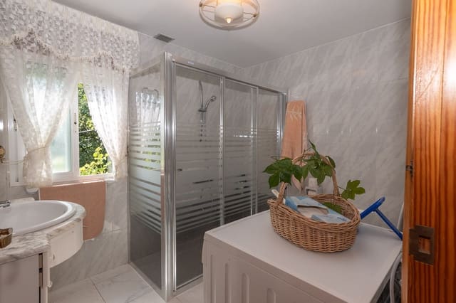 4 sypialnia Finka/Dom wiejski na sprzedaż w Pantón - 210 000 € (Ref: 9308730)