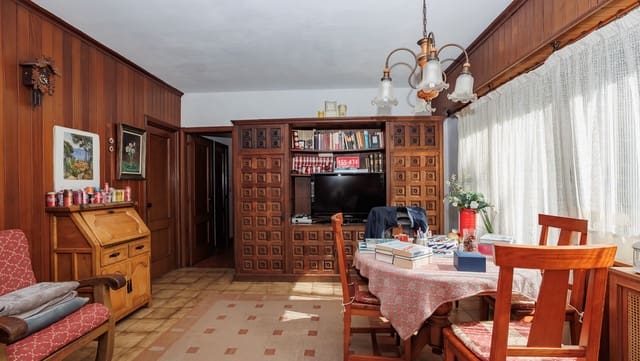5 sypialnia Finka/Dom wiejski na sprzedaż w Teo z basenem garażem - 565 000 € (Ref: 9347969)