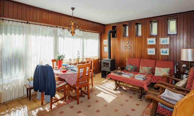 5 sypialnia Finka/Dom wiejski na sprzedaż w Teo z basenem garażem - 565 000 € (Ref: 9347969)