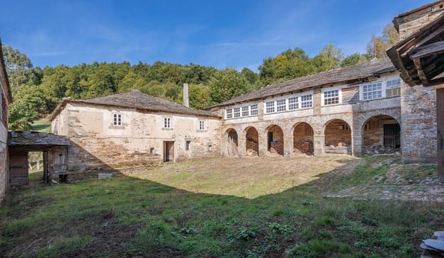 5 bedroom Finca/Country House for sale in A Fonsagrada - € 250,000 (Ref: 9362994)