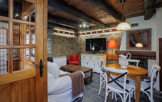 6 bedroom Business for sale in Taramundi - € 590,000 (Ref: 9371158)