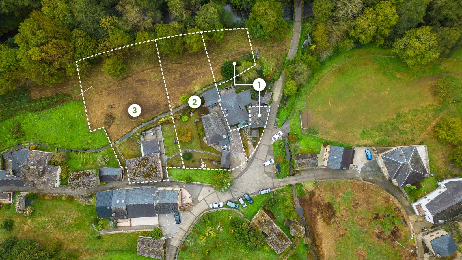 6 bedroom Business for sale in Taramundi with garage - € 140,000 (Ref: 9371158)