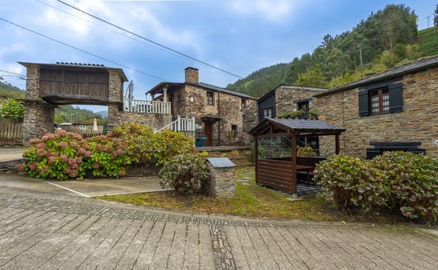 6 slaapkamer Bedrijf te koop in Taramundi met garage - € 140.000 (Ref: 9371158)