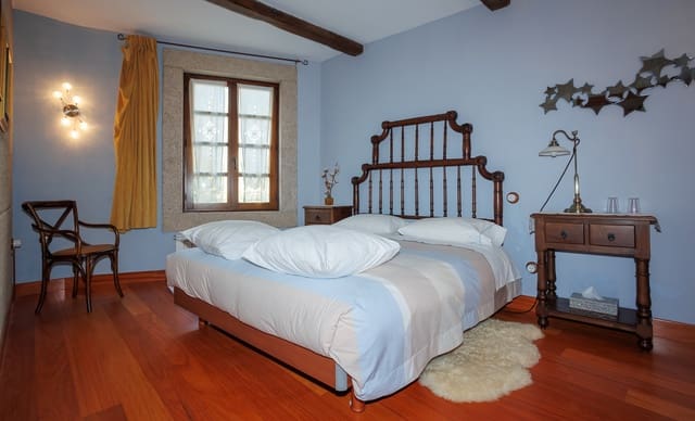 Negocio de 6 habitaciones en A Veiga en venta con garaje - 540.000 € (Ref: 9379421)