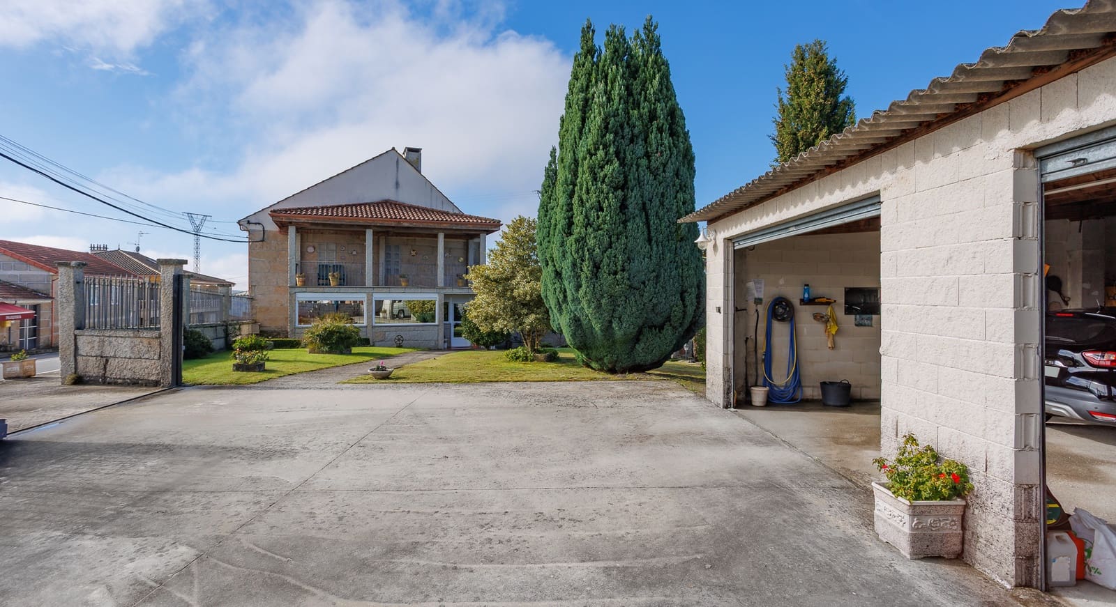 6 soveværelse Finca/Landehus til salg i Amoeiro - € 370.000 (Ref: 9404437)