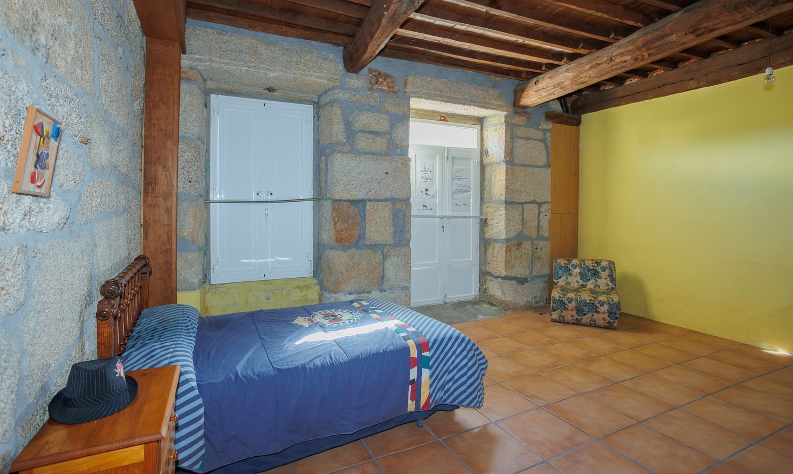 6 bedroom Finca/Country House for sale in Amoeiro with garage - € 325,000 (Ref: 9404437)