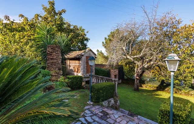 Finca/Casa Rural de 6 habitaciones en Amoeiro, Amoeiro en venta con garaje - 325.000 € (Ref: 9404437)