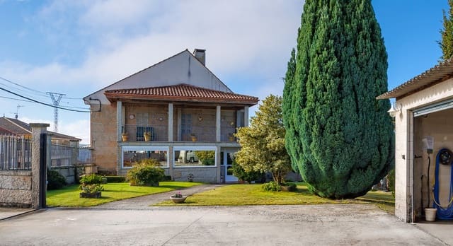 Finca/Casa Rural de 6 habitaciones en Amoeiro, Amoeiro en venta con garaje - 325.000 € (Ref: 9404437)