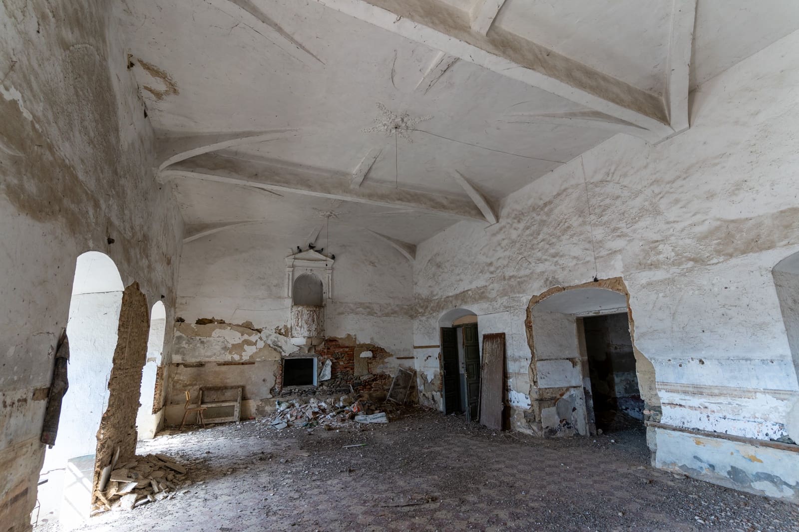 1 slaapkamer Commercieel te koop in Coria - € 1.300.000 (Ref: 9440304)