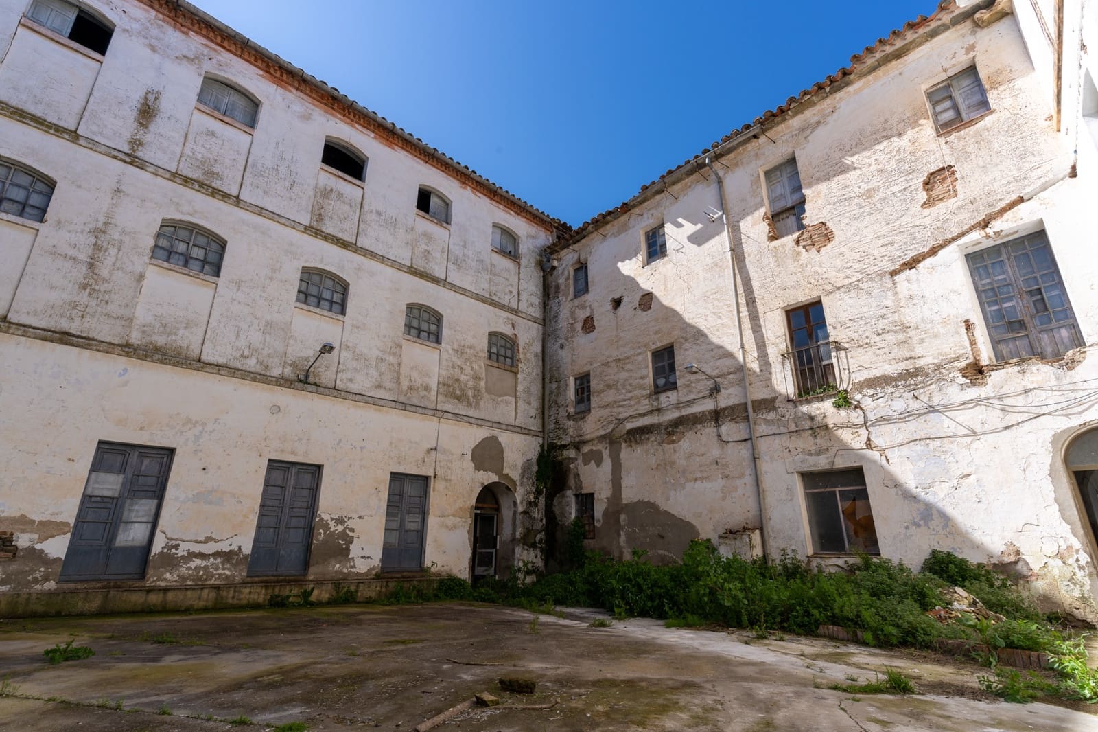 1 slaapkamer Commercieel te koop in Coria - € 1.300.000 (Ref: 9440304)