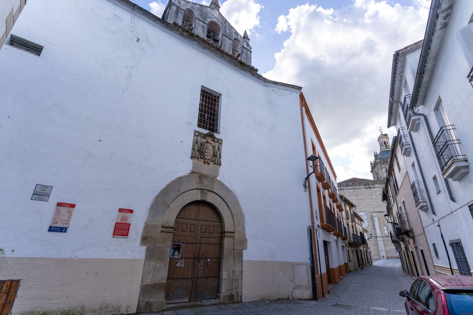 1 bedroom Commercial for sale in Coria - € 1,300,000 (Ref: 9440304)