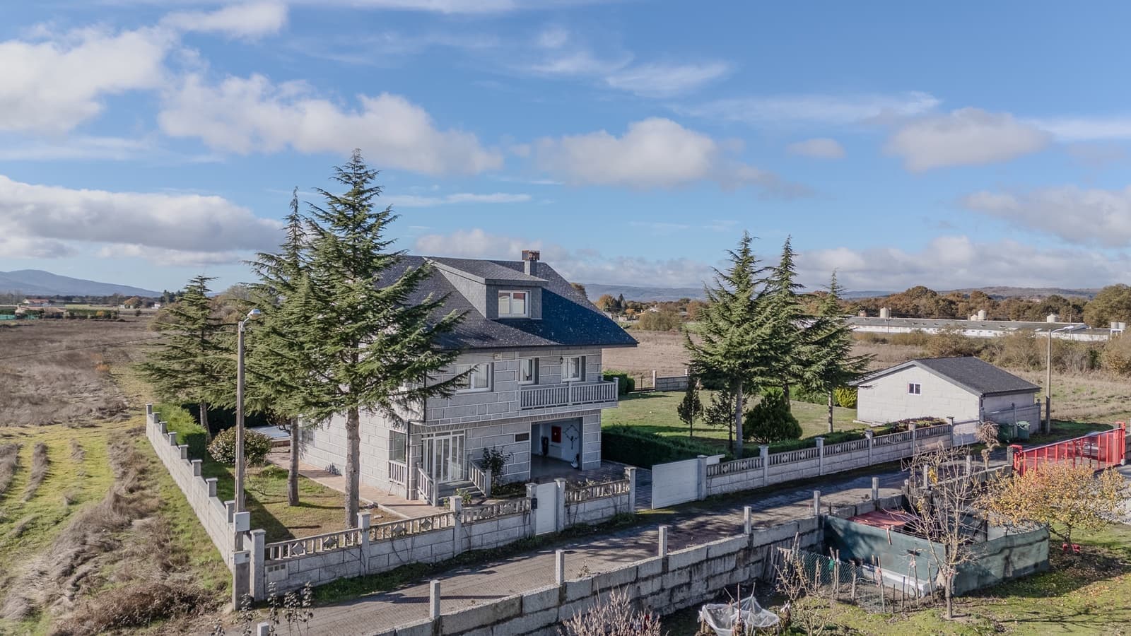 4 soverom Finca/Herregård til salgs i Xinzo de Limia med svømmebasseng garasje - € 295 000 (Ref: 9446867)